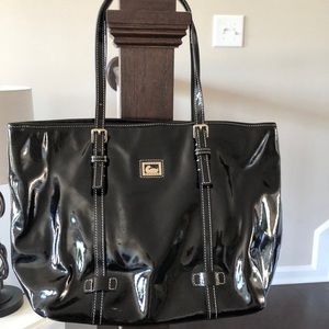 Dooney & Bourke Tote